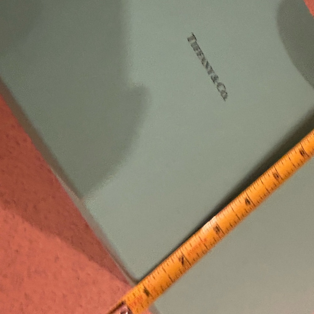 Tiffany & Co large gift box. - Picture 10 of 10
